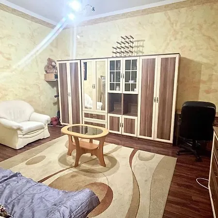Sunny 2bedroom Apartment